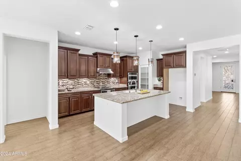 1463 E Warbler Rd, Gilbert, AZ 85297 photo 9