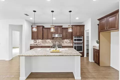 1463 E Warbler Rd, Gilbert, AZ 85297 photo 7