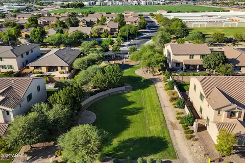 1463 E Warbler Rd, Gilbert, AZ 85297 photo 46