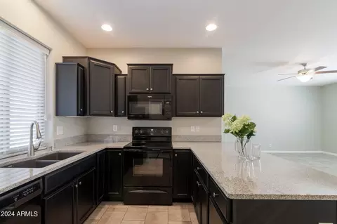Kitchen - 11235 E Pampa Ave, Mesa, AZ 85212 photo 3 of 3