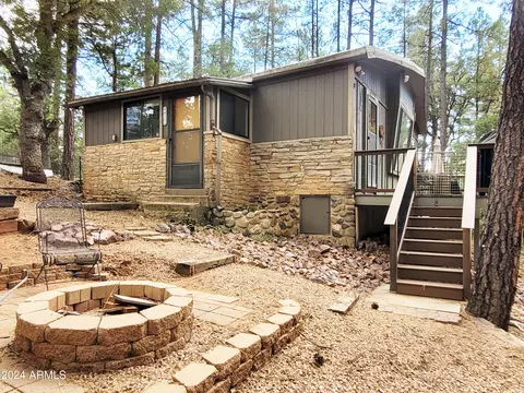 4041 N Apache Trl, Pine, AZ 85544