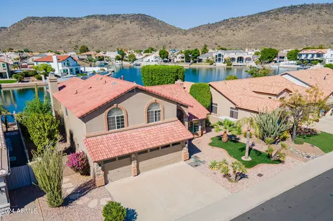 5540 W Lone Cactus Dr, Glendale, AZ 85308