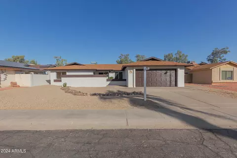 7631 S Kenwood Ln, Tempe, AZ 85284