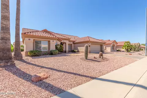 16039 W Heritage Dr, Sun City West, AZ 85375