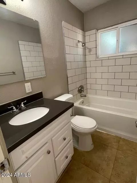 3111 N 34th St, Phoenix, AZ 85018 photo 6