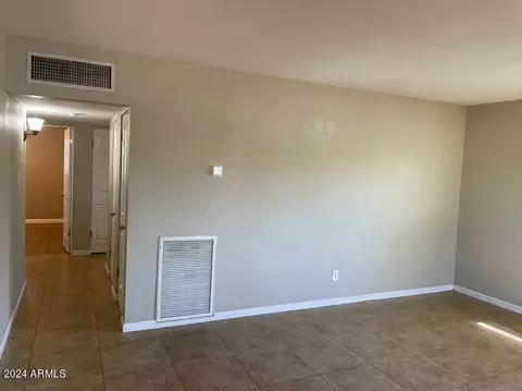 3111 N 34th St, Phoenix, AZ 85018 photo 3