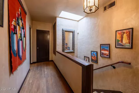 Entry Way - 363 E Monte Vista Rd, Phoenix, AZ 85004 photo 5 of 8