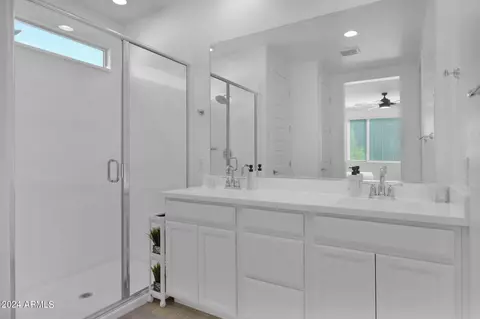 1633 W Monte Way, Phoenix, AZ 85041 photo 9