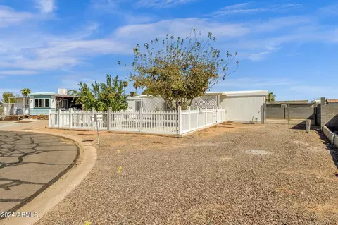 1443 S 77th Pl, Mesa, AZ 85209 photo 3