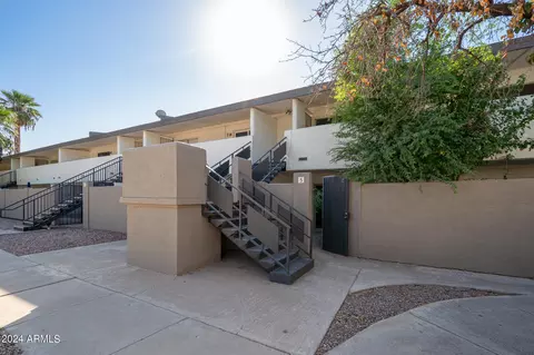 810 E Colter St #24, Phoenix, AZ 85014 photo 2
