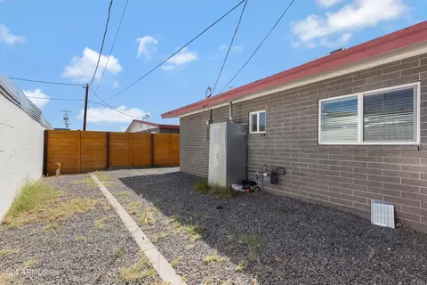 2230 E Brill St, Phoenix, AZ 85006 photo 25