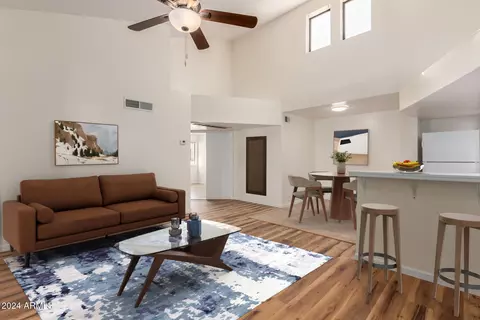 16402 N 31st St #220, Phoenix, AZ 85032