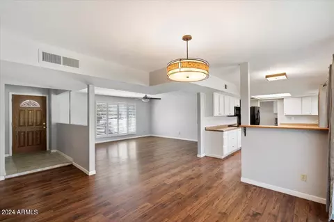 2550 E North Ln, Phoenix, AZ 85028 photo 5