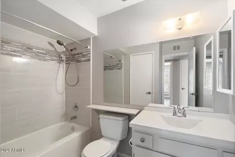 2550 E North Ln, Phoenix, AZ 85028 photo 21