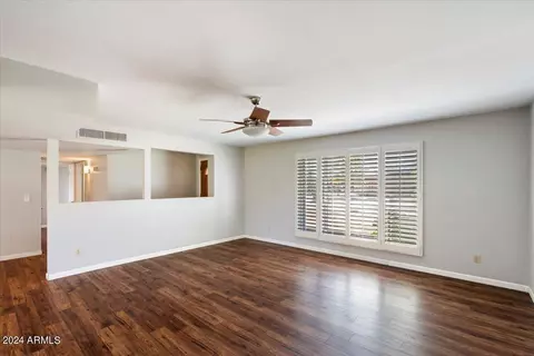 2550 E North Ln, Phoenix, AZ 85028 photo 11