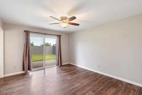 2550 E North Ln, Phoenix, AZ 85028 photo 15