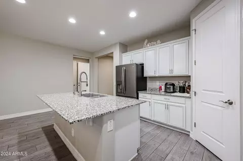 9849 E Radioactive Dr, Mesa, AZ 85212 photo 9