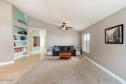 712 E Windsor Dr, Gilbert, AZ 85296 photo 4