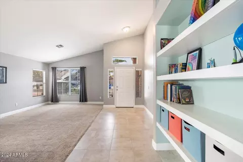 712 E Windsor Dr, Gilbert, AZ 85296 photo 5