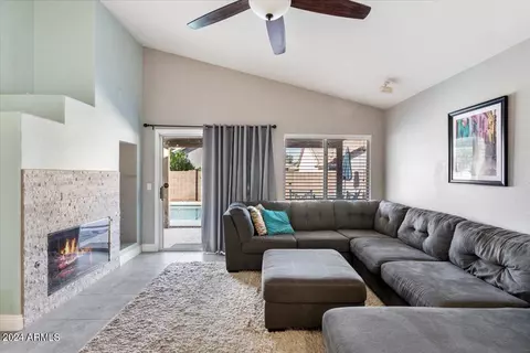 712 E Windsor Dr, Gilbert, AZ 85296 photo 11
