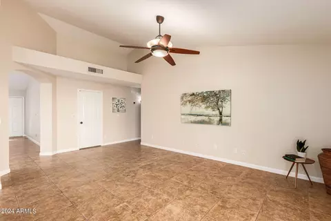 2622 E Rockledge Rd, Phoenix, AZ 85048 photo 8