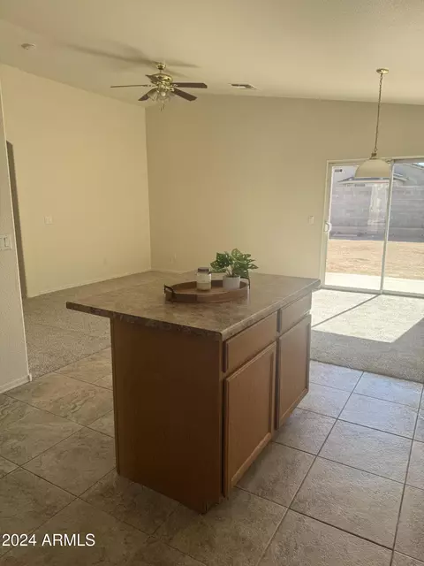 Kitchen - 1105 E Bowker St, Phoenix, AZ 85040 photo 4 of 4