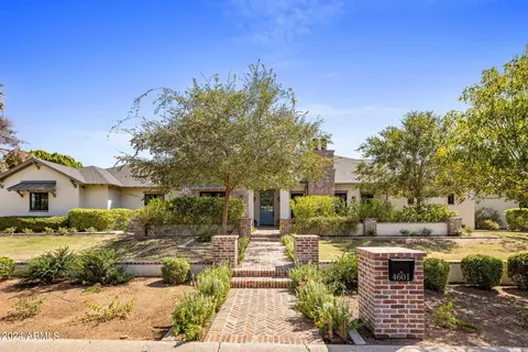 4601 N 49th Pl, Phoenix, AZ 85018