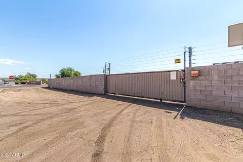 4901 W Magnolia St #18, Phoenix, AZ 85043