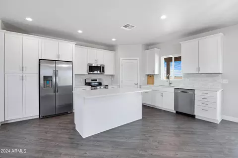 10784 E Angus Ln, Coolidge, AZ 85128 photo 2