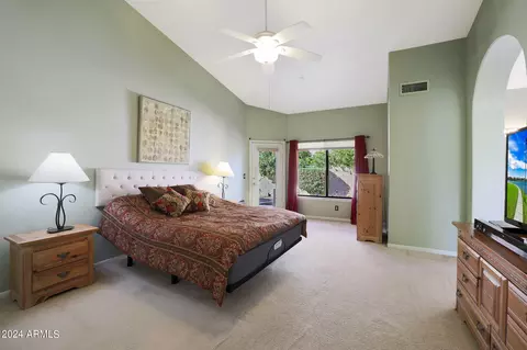 Bedroom - 1140 W Lakeridge Dr, Gilbert, AZ 85233 photo 1 of 6
