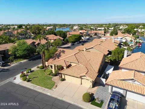 View/Area - 1140 W Lakeridge Dr, Gilbert, AZ 85233 photo 6 of 13