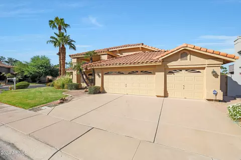 Exterior - 1140 W Lakeridge Dr, Gilbert, AZ 85233 photo 1 of 7