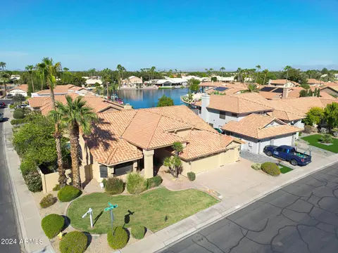 View/Area - 1140 W Lakeridge Dr, Gilbert, AZ 85233 photo 1 of 13