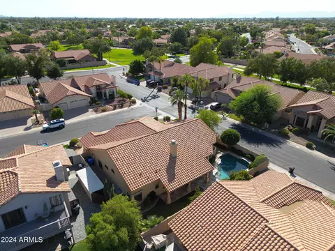 View/Area - 1140 W Lakeridge Dr, Gilbert, AZ 85233 photo 11 of 13