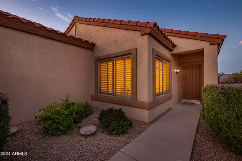 15812 W Lahlum Ln, Surprise, AZ 85374
