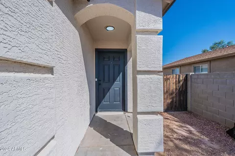 3134 E Atlanta Ave, Phoenix, AZ 85040 photo 3