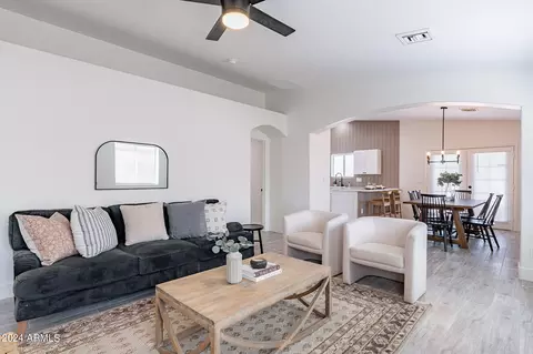 3134 E Atlanta Ave, Phoenix, AZ 85040 photo 8
