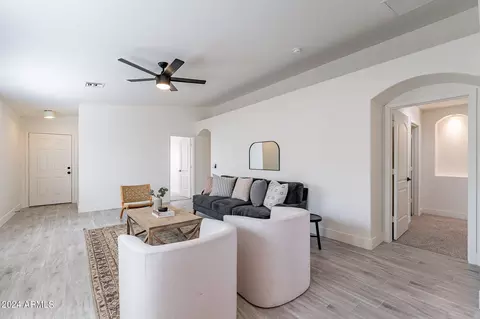3134 E Atlanta Ave, Phoenix, AZ 85040 photo 6