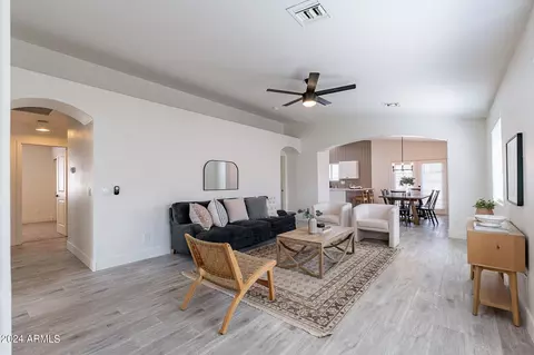 3134 E Atlanta Ave, Phoenix, AZ 85040 photo 4