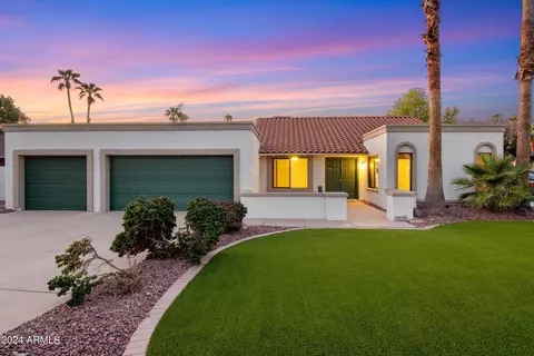 2242 S Catarina Cir, Mesa, AZ 85202