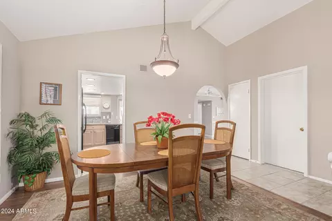 4249 E Sandia St, Phoenix, AZ 85044 photo 9