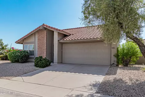 4249 E Sandia St, Phoenix, AZ 85044 photo 4