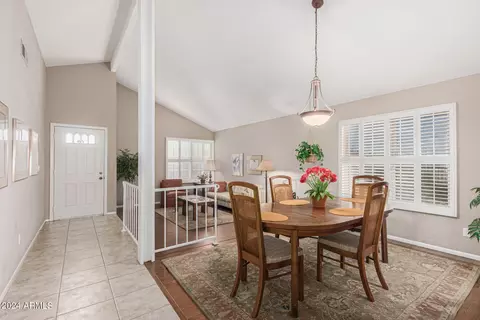 4249 E Sandia St, Phoenix, AZ 85044 photo 5