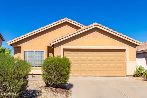 4310 E Raven Rd, Phoenix, AZ 85044 photo 2