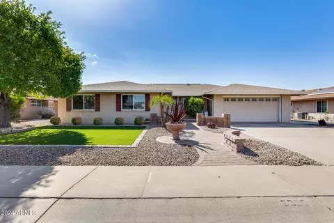 9805 W Loma Blanca Dr, Sun City, AZ 85351