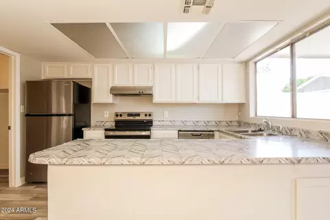 7649 W Montecito Ave, Phoenix, AZ 85033 photo 12