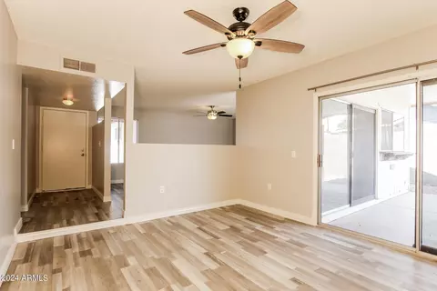 7649 W Montecito Ave, Phoenix, AZ 85033 photo 8