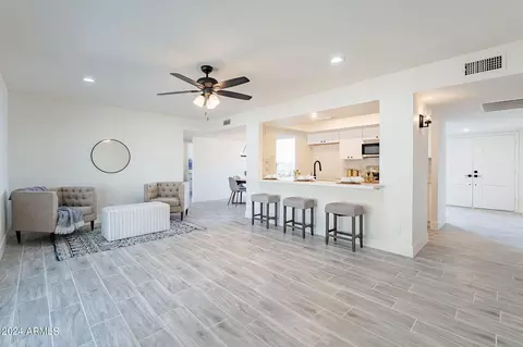 15421 N 56th Ave, Glendale, AZ 85306