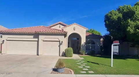 766 W Locust Dr, Chandler, AZ 85248