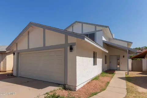 8221 W Yucca St, Peoria, AZ 85345
